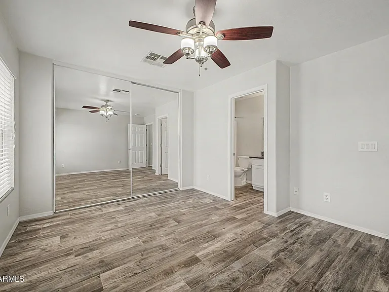 1633 S 225th Ln — Photo 13