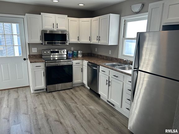 5th image of 322 N Clay St