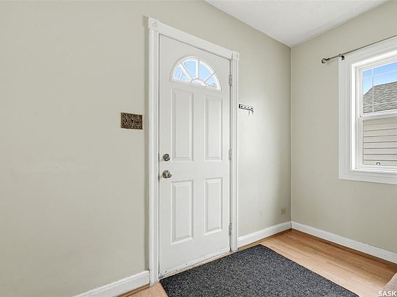 3rd image of 1439 Forget STREET