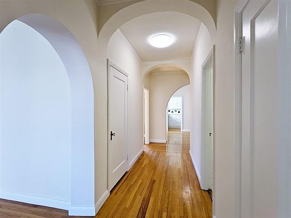 4th image of 1945 Broadway APT 501