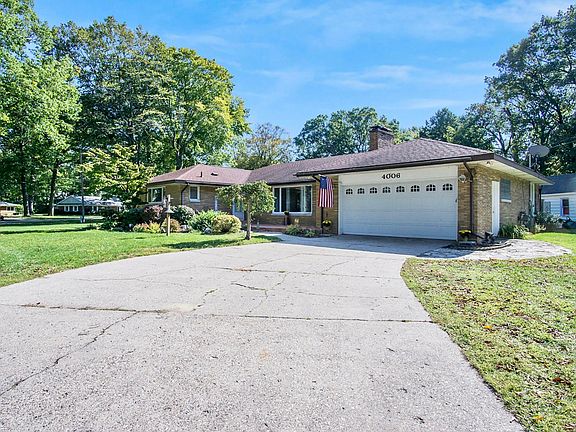 2nd image of 4006 Plymouth Dr