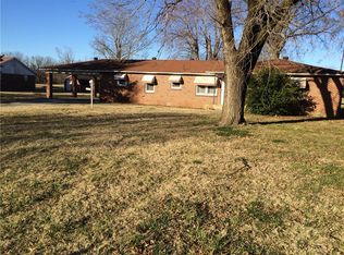 947 S Curtis Ave, Pea Ridge, AR 72751