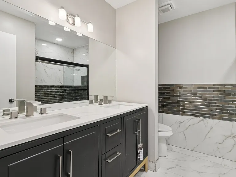 209 Greenbriar Ct — Photo 8