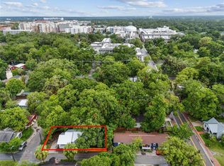 902 NW 4th Pl, Gainesville, FL 32601