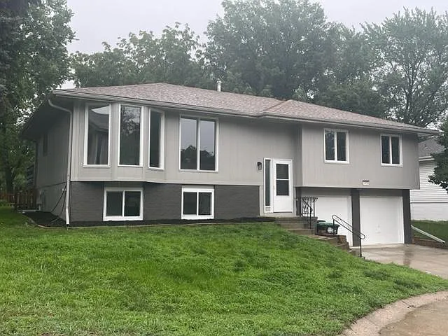 14928 Seward Plz — Photo 31