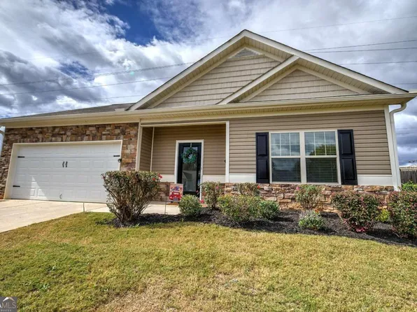 275 Oak Hollow Way, Aragon, GA 30104