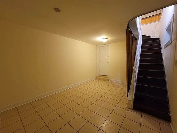 5th image of 217 E 82nd St #T