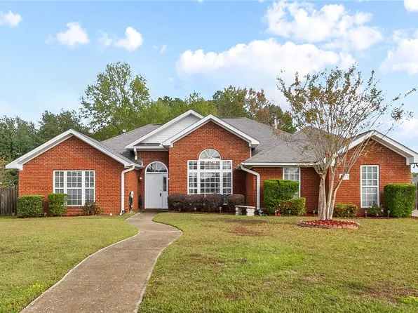 8707 Inverness Cir, Tuscaloosa, AL 35405