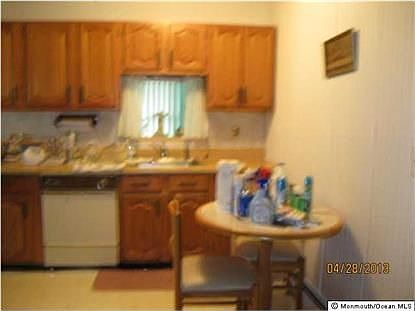 5th image of 15 Catalina Ct