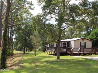 640 Magnolia Dr, Sunset Beach, NC 28468