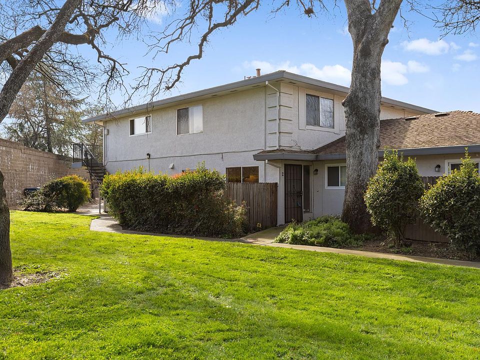 1st image of 4728 Greenholme Dr APT 2