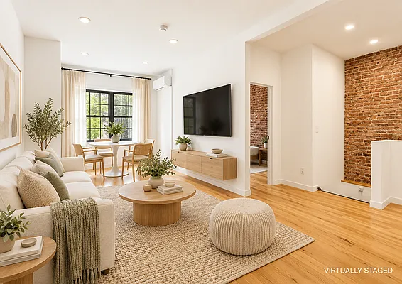 Living room, photo 1