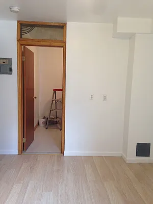 Rented by Century 21 New Golden Age Realty | media 11