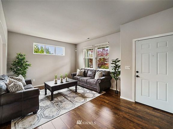 4th image of 18018 75th Ave E