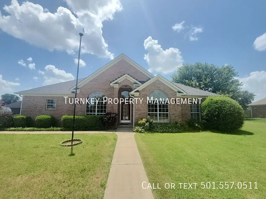 18 Kimberly Dr