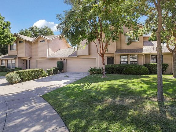 4th image of 414 Ravenwood Way