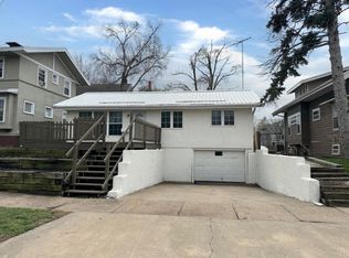 1737 Bever Ave SE, Cedar Rapids, IA 52403