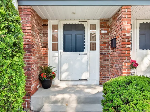 187 Doxbury Lane, Suffern, NY 10901