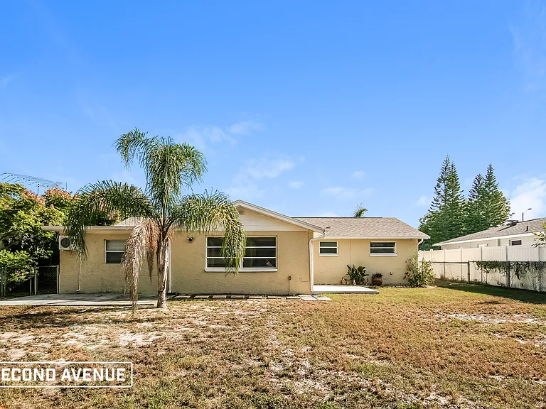 11725 Meadow Dr — Photo 15