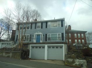 39 Prospect St APT 4, Marblehead, MA 01945