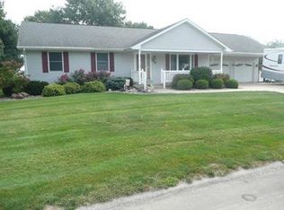 900 N Redbud Ln, Mount Pleasant, IA 52641