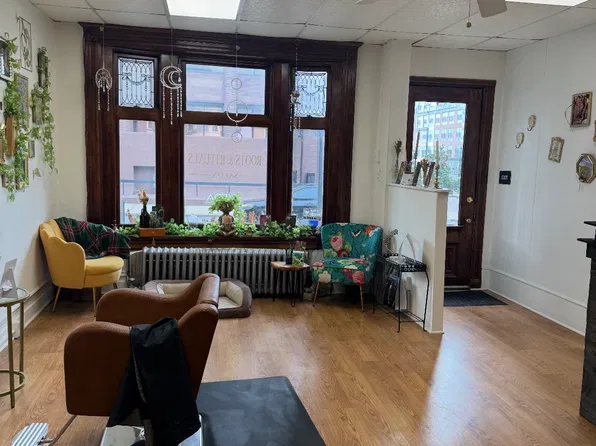 556 N New St APT 1, Bethlehem, PA 18018
