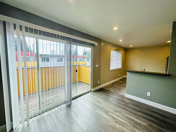 2nd image of 25013-25021 Cypress Ave #7
