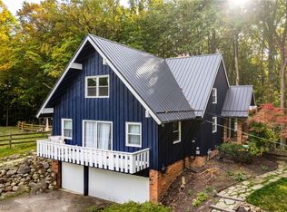 11375 Washington St, Chagrin falls, OH 44023