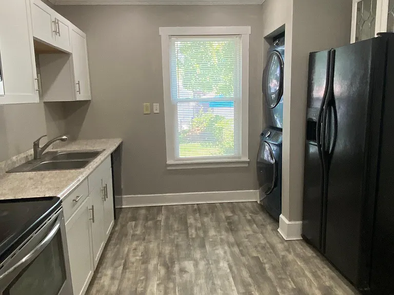 Updated kitchen. Washer and dryer.
