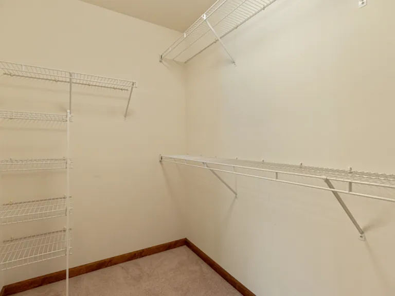 9861 Thornton Way — Photo 9
