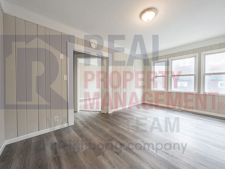 1930 Coltman Road, — Photo 18