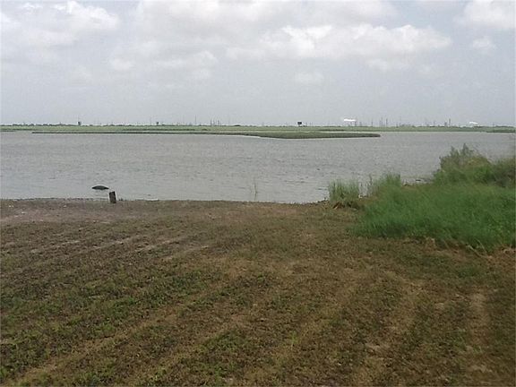 4th image of 4612 Warren Way Lot 4