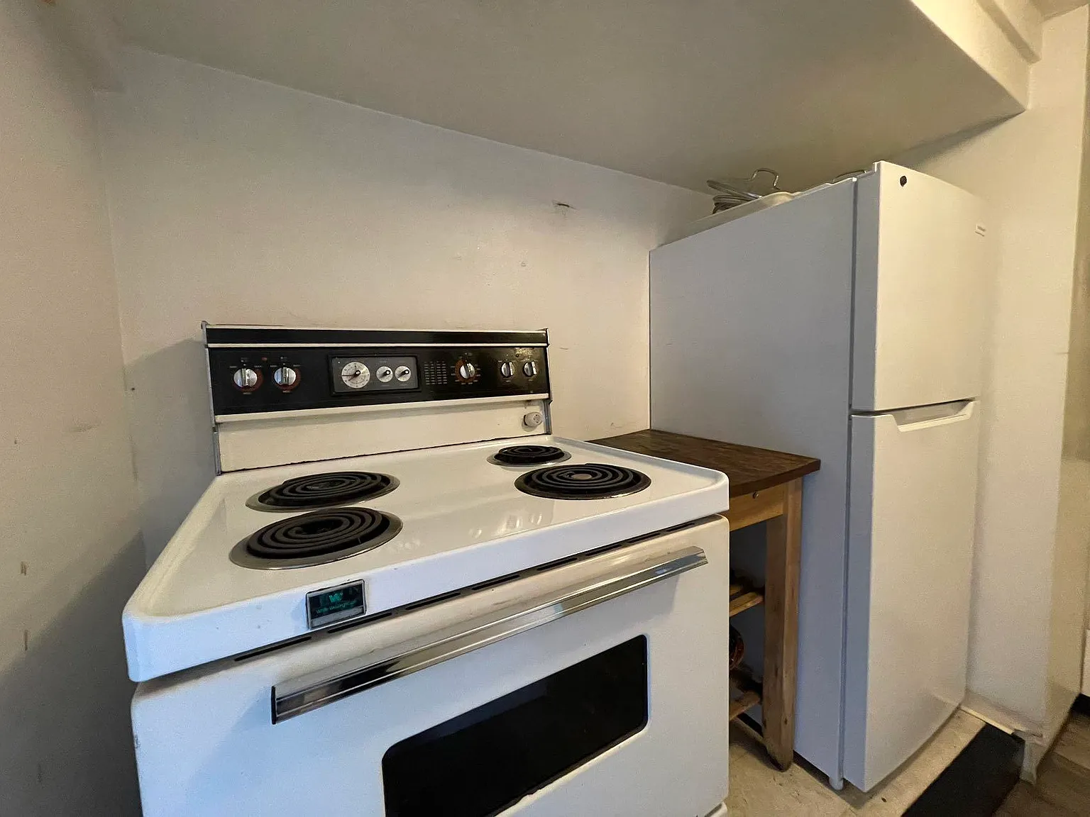 2 bed, 800 sqft, $1,650 — Photo 3