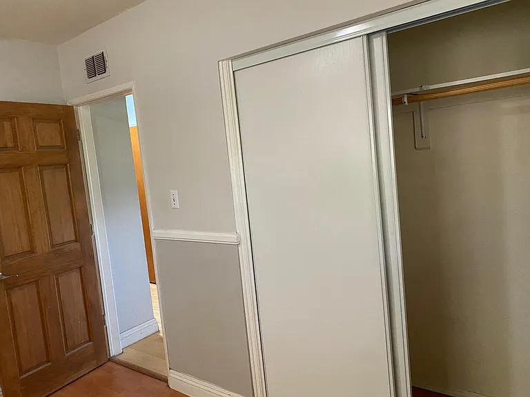 117 E Campus View Dr — Photo 5