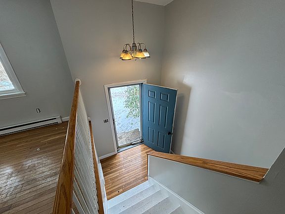 5th image of 24 Greenwood Dr