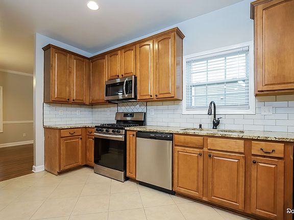 4th image of 4645 Craver Woods Ct