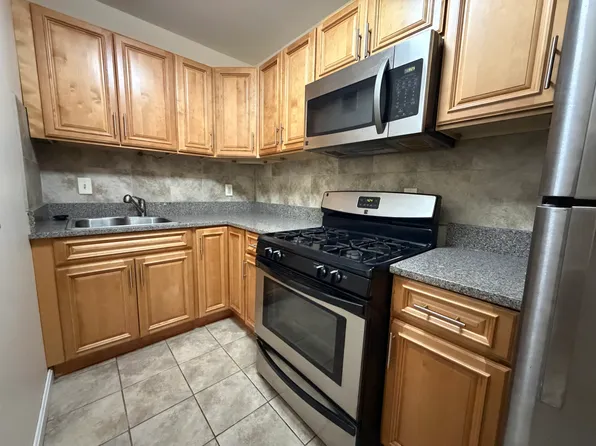 28 Juniper St, Brookline, MA
