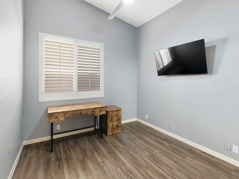 1743 E Park Ave — Photo 25