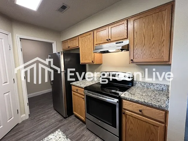 800 Bellflower Cir — Photo 6