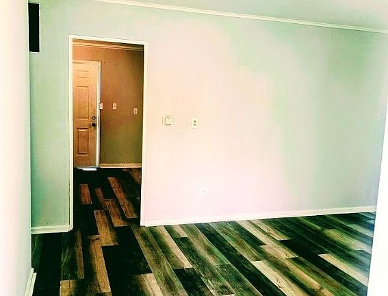 5th image of 4940 Porterfield Dr