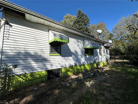 4th image of 16 Patton Ave