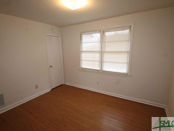 4th image of 105 Jasper Dr