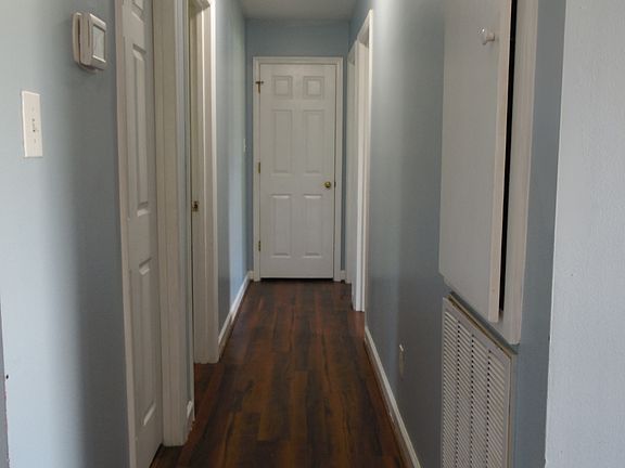 5th image of 115 Bett Dr