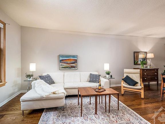 4th image of 111 Sweetland Ave