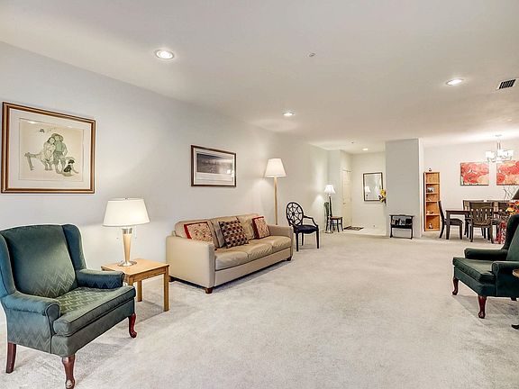 5th image of 1629 N Golf Gln Unit B