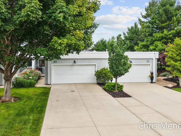 29 Sherman Ave #24, Grand Haven, MI 49417