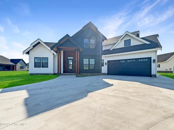 1111 Staysail Drive, Elizabeth City, NC 27909