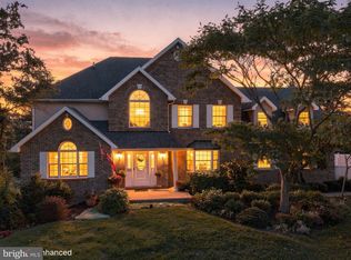 2325 Adin Ln, Chambersburg, PA 17202