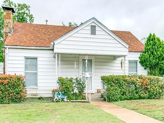 2nd image of 2909 Marigold Ave
