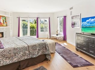1664 Sunset Plaza Dr #4, West Hollywood, CA 90069